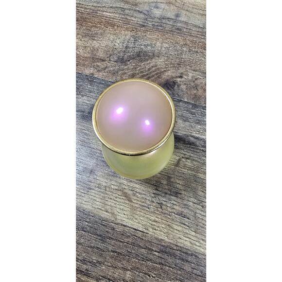 Vintage 2002 AVON Rare Pearls Perfume Spray 1.7 oz Discontinued Perfume 80%-75% - Picture 2 of 4